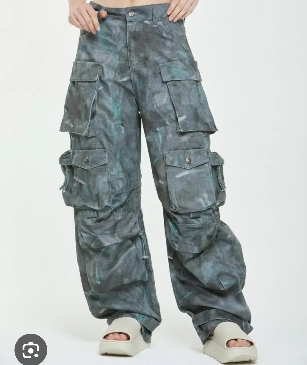 Items Similar to Graphpaper x SOUMO Adjustable Trousers